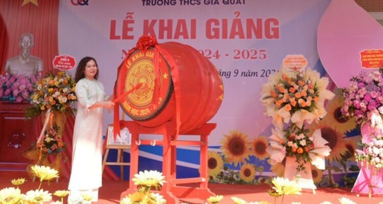 Trường THCS Gia Quất tưng bừng khai giảng năm học mới