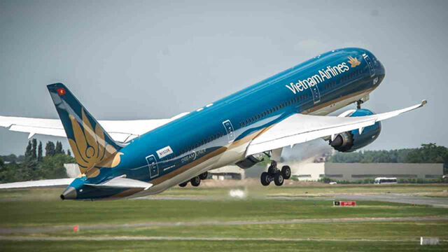 Vietnam Airlines Group mở bán 1,5 triệu vé bay dịp Tết Nguyên đán 2025- Ảnh 1.