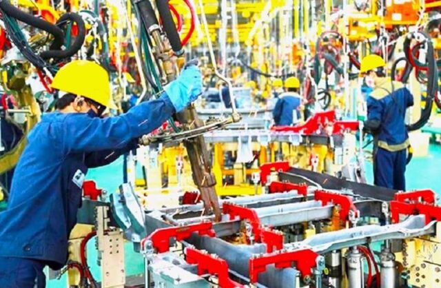 PMI tháng 6 bật tăng lên mức 54,7 điểm- Ảnh 1.