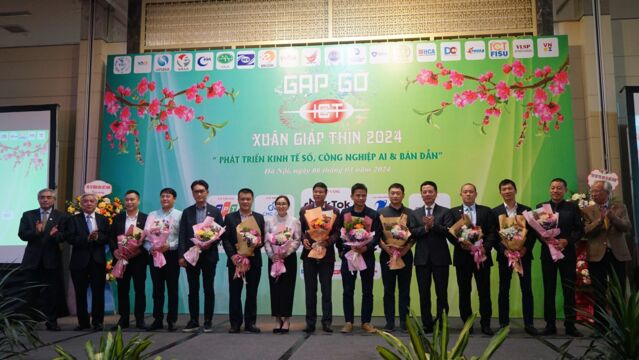 Gặp gỡ ICT 2024: “Phát triển Kinh tế số, Công nghiệp AI & Bán dẫn”- Ảnh 7.