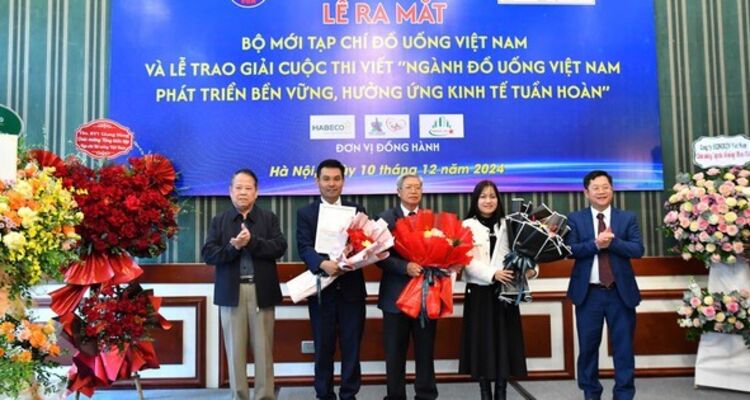 Trao giải cuộc thi viết ngành Đồ uống Việt Nam phát triển bền vững