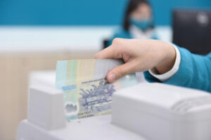Cạnh tranh hút vốn: Ngân hàng tăng lãi suất, tích cực phát hành trái phiếu