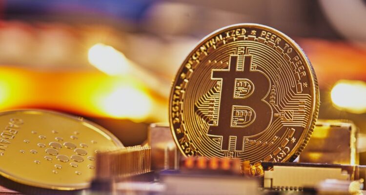 Giá Bitcoin hôm nay 11/12: Giới đầu cơ thanh lý 1,76 tỷ USD