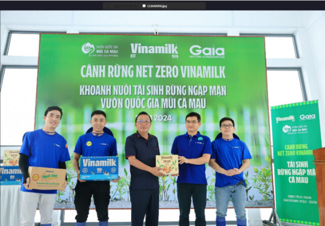 Vinamilk nỗ lực phát triển bể hấp thụ carbon, hướng đến mục tiêu Net Zero 2050- Ảnh 7.