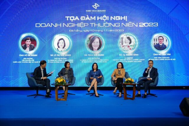 HNX: Vinh danh doanh nghiệp thực hiện quản trị công ty tốt nhất và minh bạch tốt nhất năm 2022-2023- Ảnh 1.