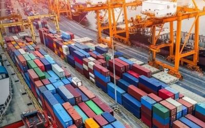 Việt Nam xuất siêu hơn 3 tỷ USD trong tháng đầu năm