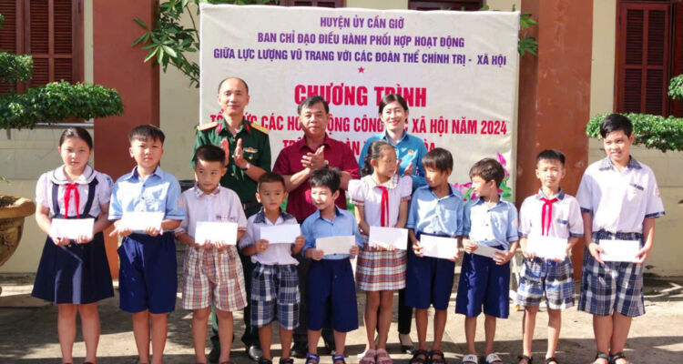 TP. Hồ Chí Minh: Nhiều hoạt động an sinh xã hội tại huyện Cần Giờ