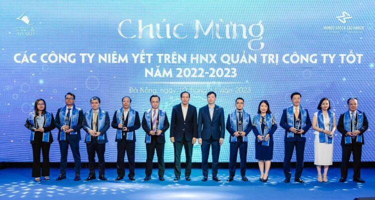 HNX: Vinh danh doanh nghiệp thực hiện quản trị công ty tốt nhất và minh bạch tốt nhất năm 2022-2023