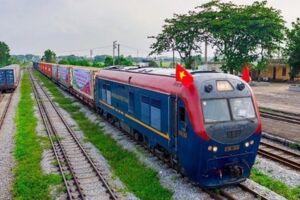 Thành lập Hội đồng thẩm định Quy hoạch tuyến đường sắt kết nối Lào Cai với Quảng Ninh