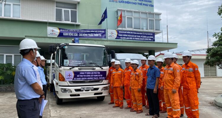 EVNCPC điều thêm nhân lực hỗ trợ thi công xây dựng dự án đường dây 500kV mạch 3