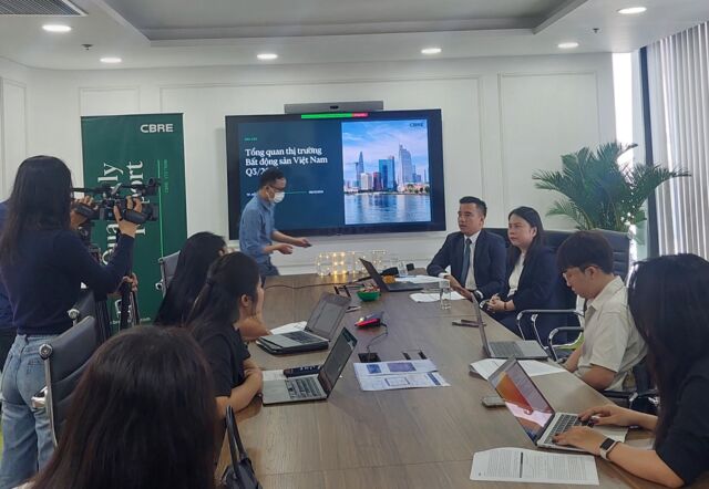 CBRE: TP.HCM sẽ có thêm 3.000 căn hộ chung cư mở bán mới trong quý IV/2024- Ảnh 2.