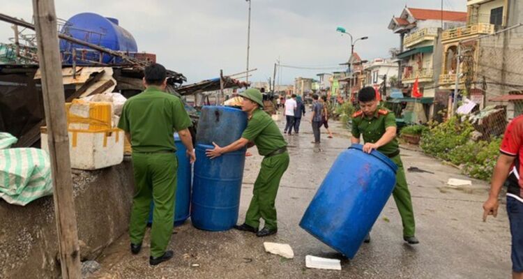 Thanh Hóa: Công an các địa phương thường trực 100% quân số ứng phó với bão số 3