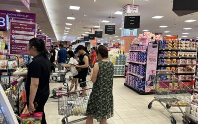 Doanh nghiệp bán lẻ vào 'cuộc đua' kích cầu tiêu dùng cuối năm