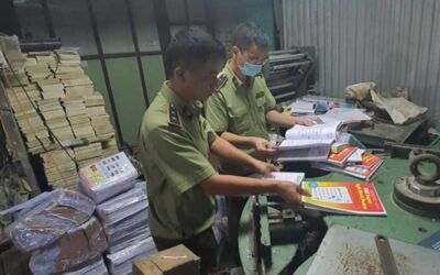 Hà Nội: Thu giữ hàng tấn sách lậu ngay đầu năm học mới