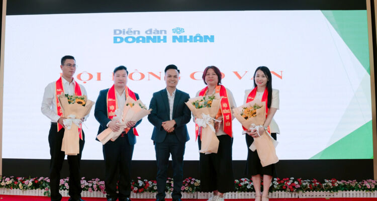 Hơn 200 doanh nhân thế hệ 8X, 9X tưng bừng kết nối giao thương