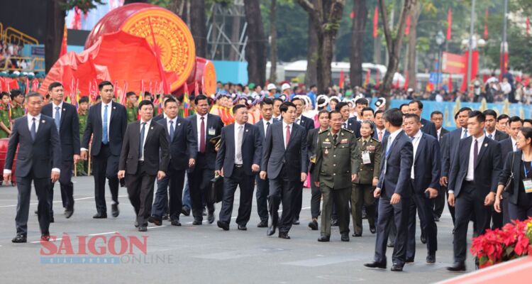 Long trọng, hào hùng Lễ kỷ niệm 50 năm Ngày Giải phóng miền Nam, thống nhất đất nước