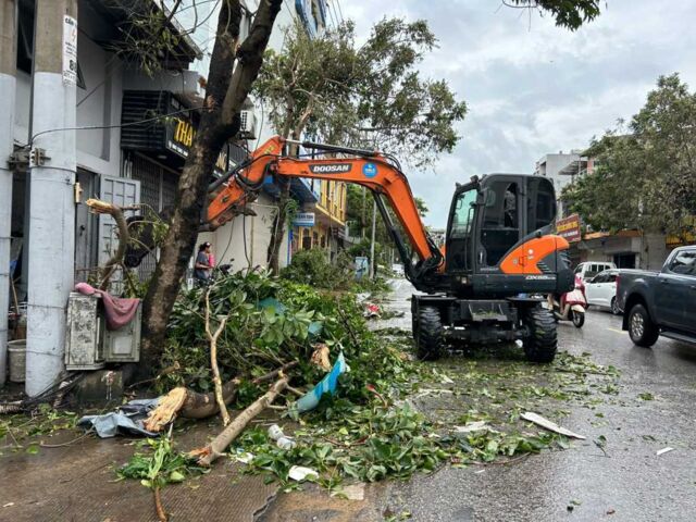 Quảng Ninh huy động tổng lực khắc phục hậu quả sau bão số 3- Ảnh 2.