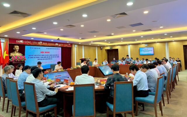 https://dongda.hanoi.gov.vn/documents/23606/1289193/20241114HopvoiSoXD1.jpg/c938c8c5-b635-4a49-b9c5-b034da75c236?t=1731547936778