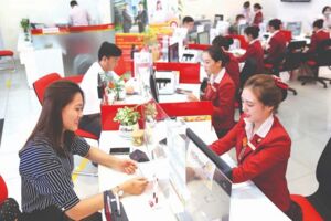 Lợi nhuận trước thuế ngành ngân hàng năm 2025 dự báo tăng 15%